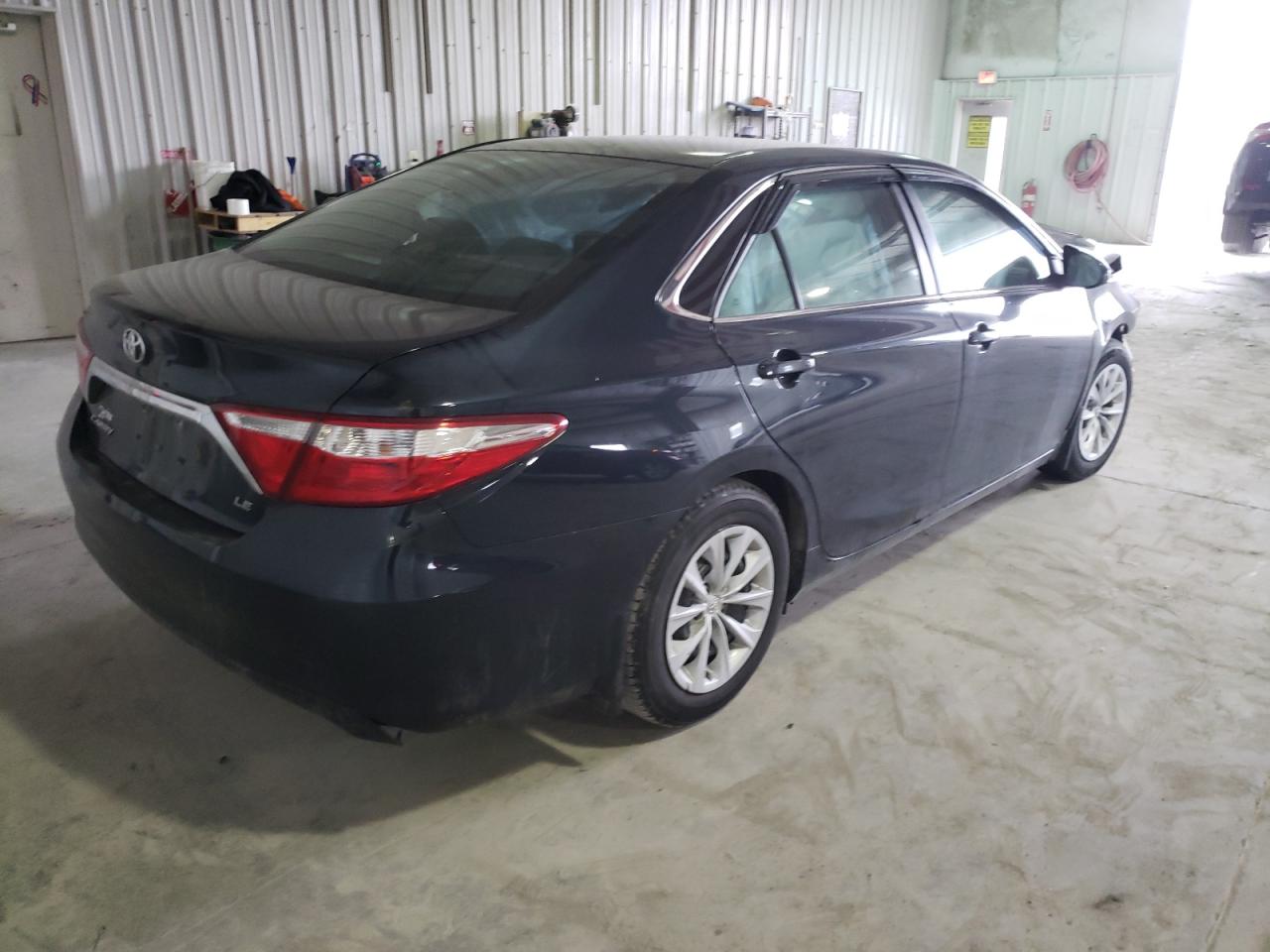 Photo 4 from auction – 2015 TOYOTA CAMRY LE with VIN 4T4BF1FKXFR494960