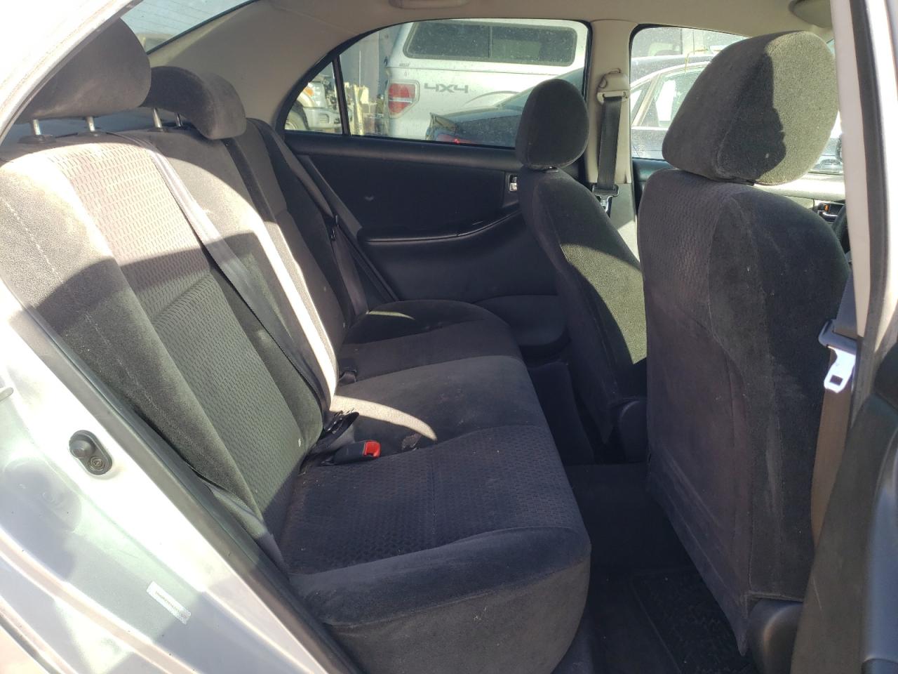 Photo 6 from auction – 2006 TOYOTA COROLLA CE with VIN 1NXBR32EX6Z658110