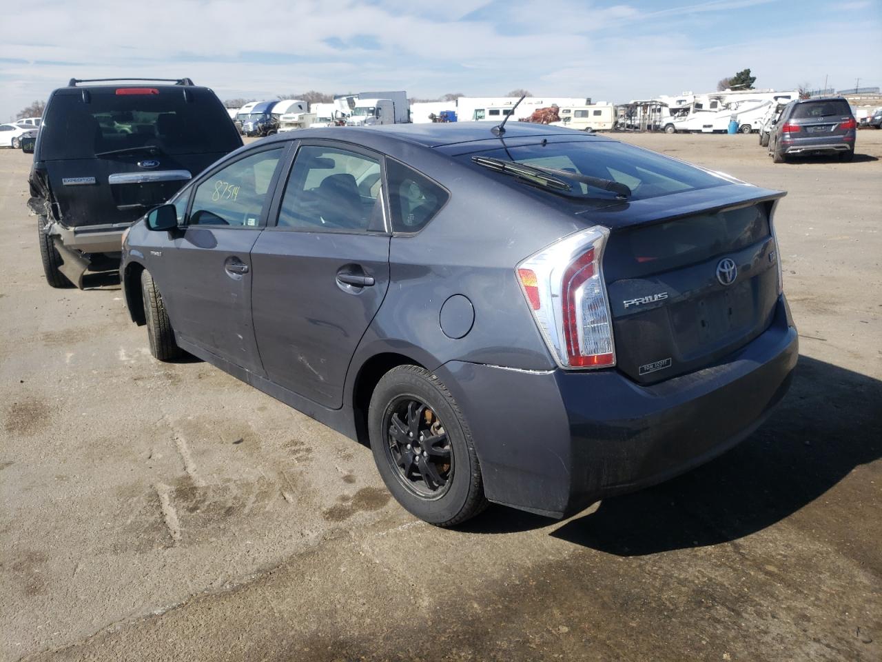Photo 3 from auction – 2013 TOYOTA PRIUS with VIN JTDKN3DU1D1732064