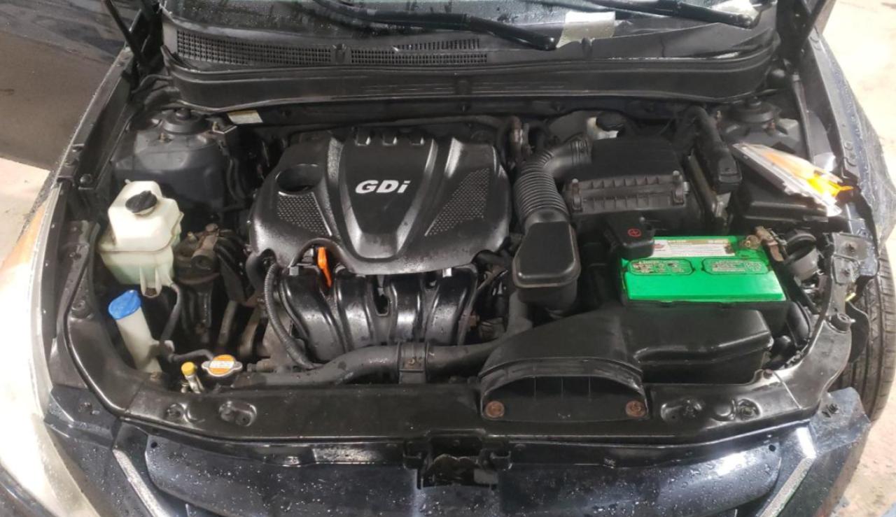 Photo 7 from auction – 2012 HYUNDAI SONATA GLS with VIN 5NPEB4AC2CH355677