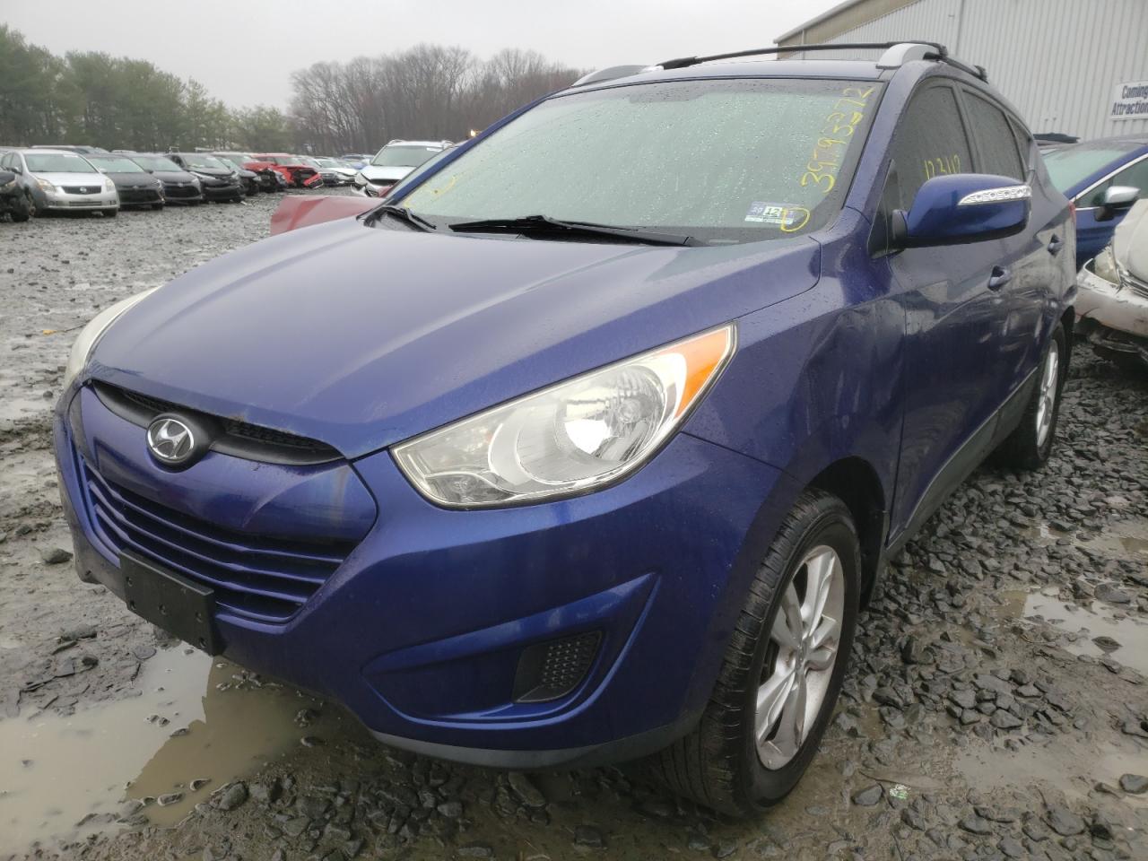 Photo 2 from auction – 2012 HYUNDAI TUCSON GLS with VIN KM8JUCAC4CU532475