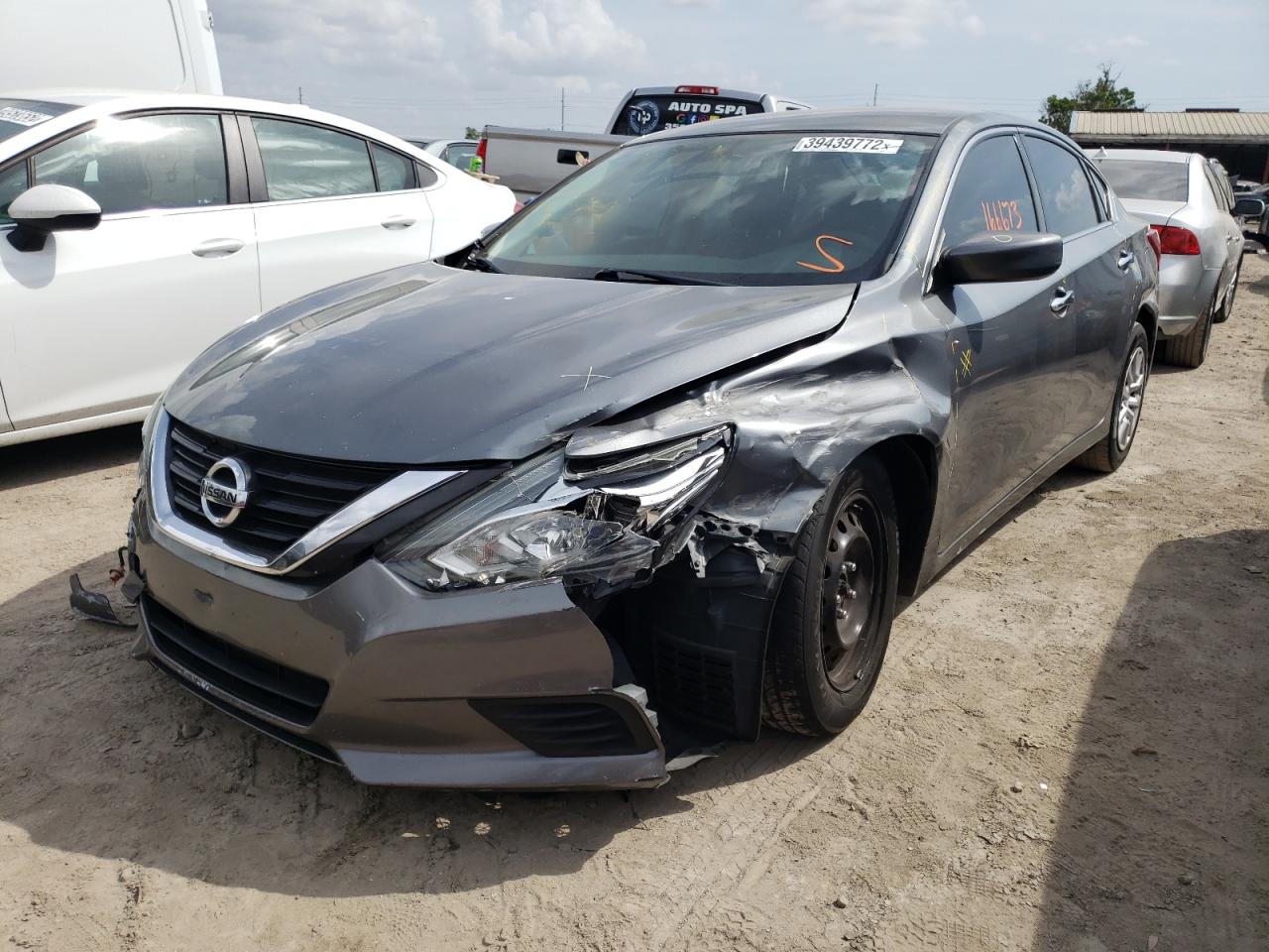Photo 2 from auction – 2017 NISSAN ALTIMA 2.5 with VIN 1N4AL3AP1HN366689