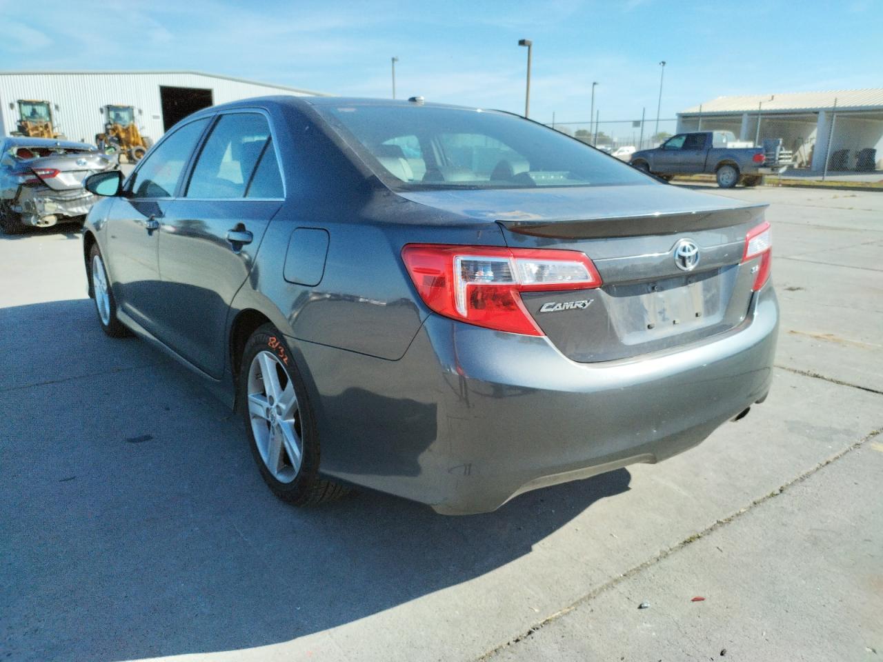 Photo 3 from auction – 2013 TOYOTA CAMRY L with VIN 4T1BF1FK5DU222503