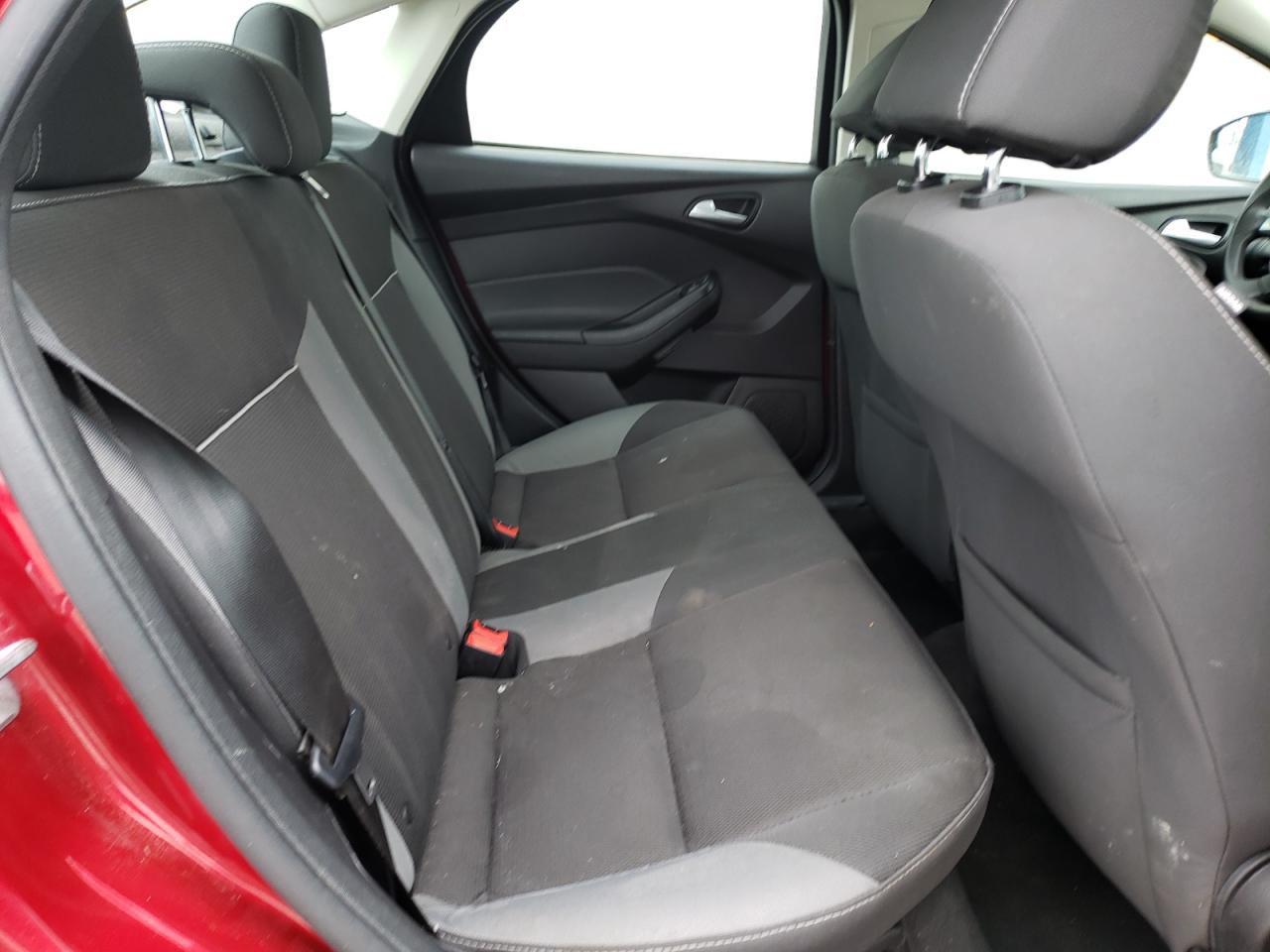 Photo 6 from auction – 2014 FORD FOCUS SE with VIN 1FADP3F24EL130964
