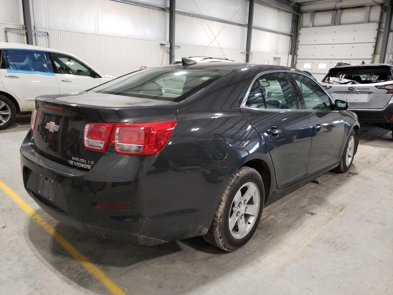 Photo 4 from auction – 2015 CHEVROLET MALIBU LS with VIN 1G11B5SL5FF160697