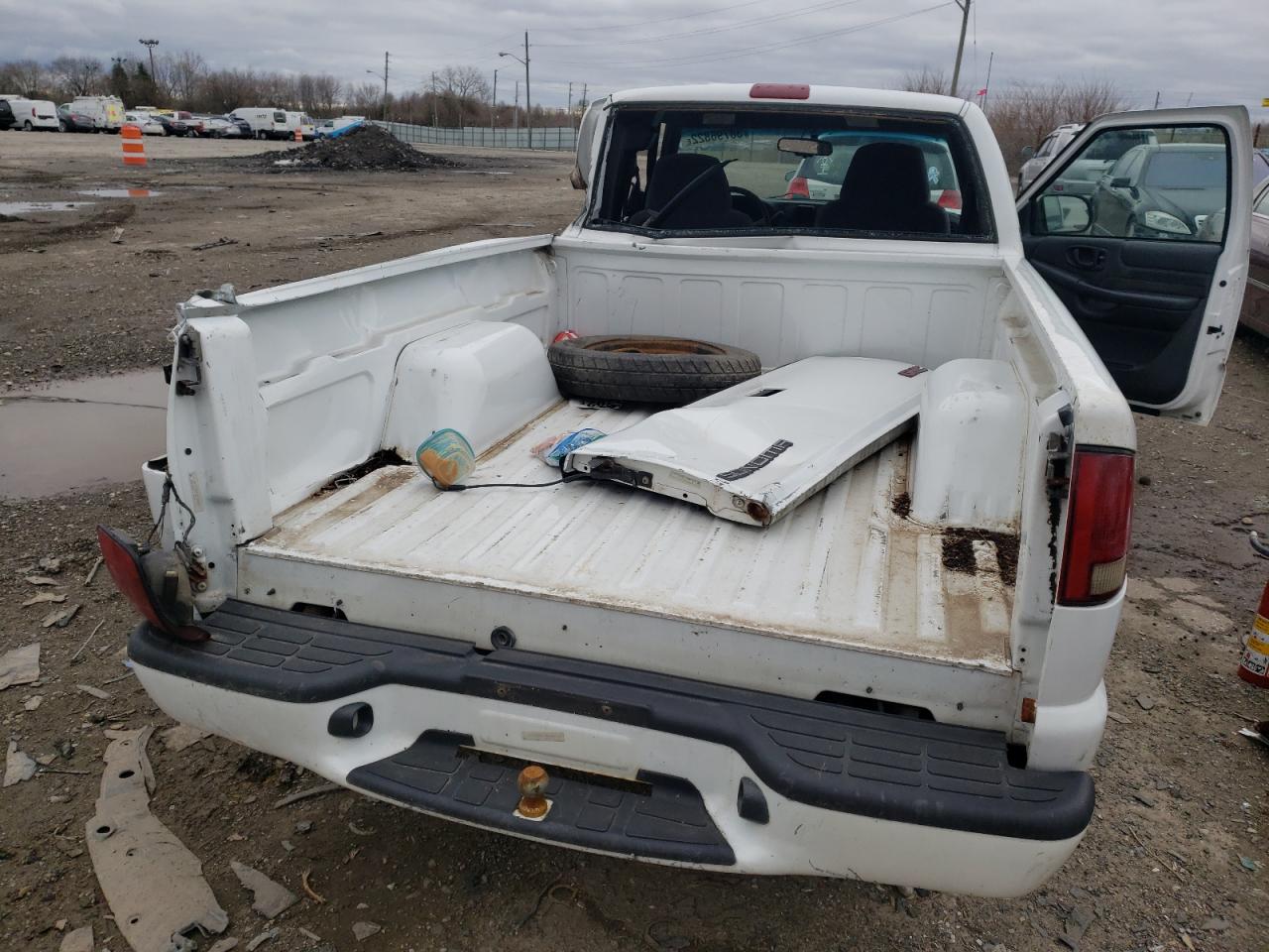 Photo 6 from auction – 2001 GMC SONOMA with VIN 1GTCS195318254378