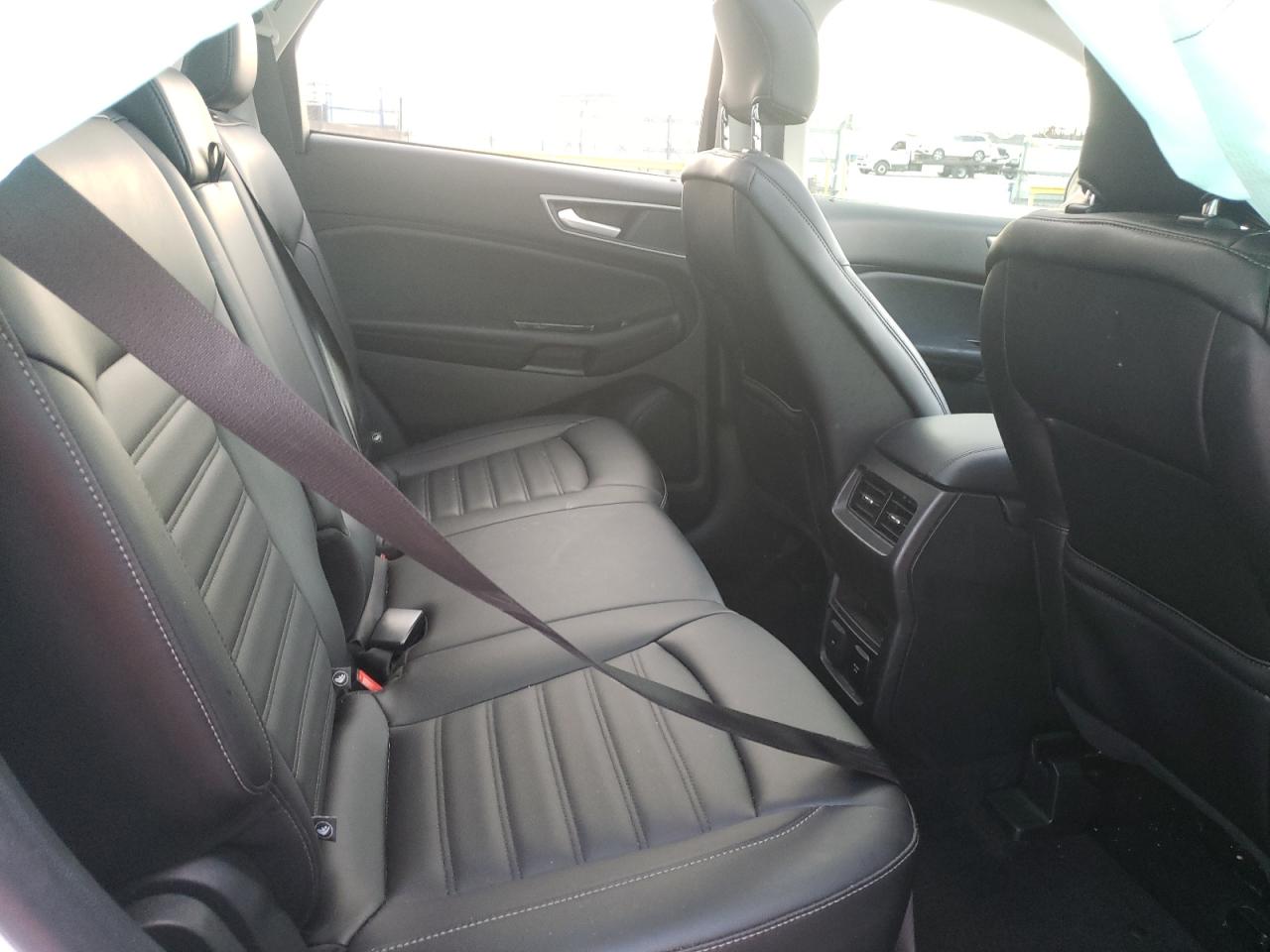 Photo 6 from auction – 2019 FORD EDGE SEL with VIN 2FMPK3J93KBC45718