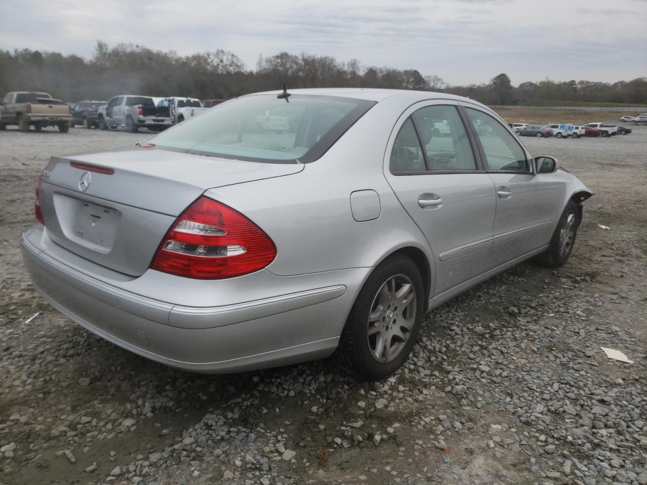 Photo 4 from auction – 2003 MERCEDES-BENZ E 320 with VIN WDBUF65J53A300246