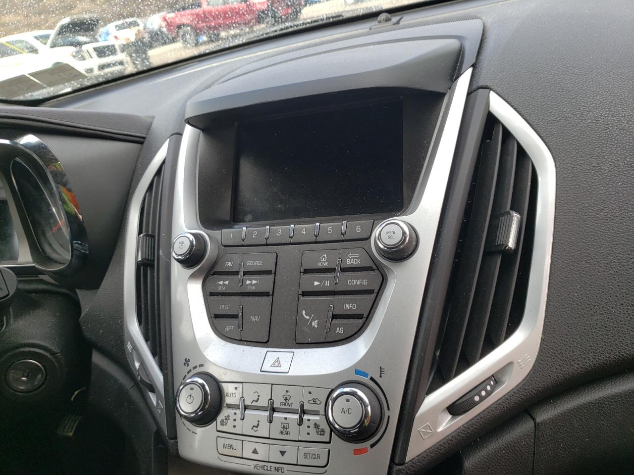 Photo 9 from auction – 2017 GMC TERRAIN SL with VIN 2GKFLUE36H6325027