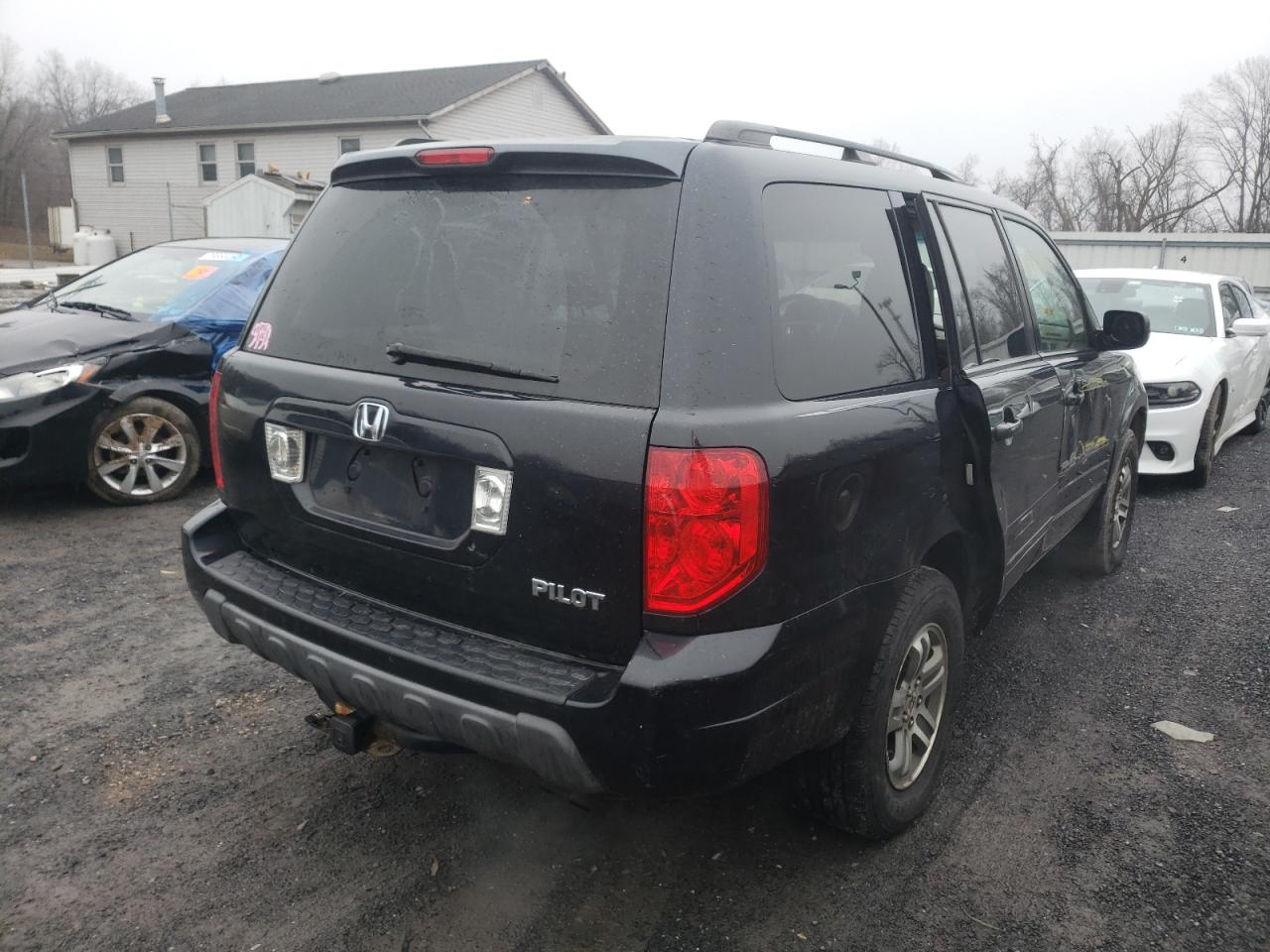 Photo 4 from auction – 2004 HONDA PILOT EXL with VIN 2HKYF18514H572419