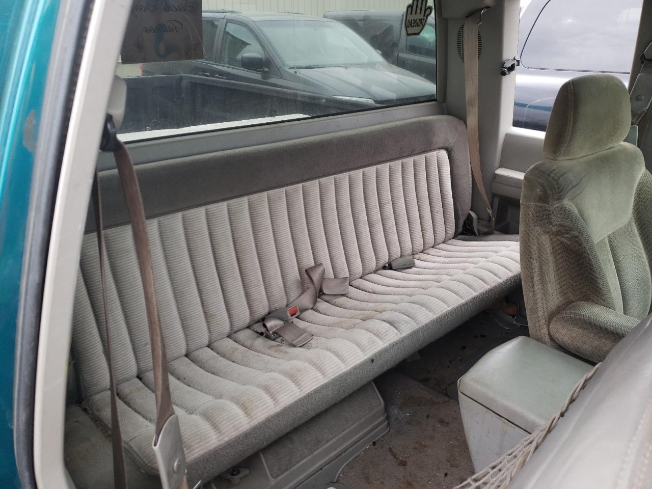 Photo 6 from auction – 1994 CHEVROLET GMT-400 C1 with VIN 1GCEC19KXRE299262