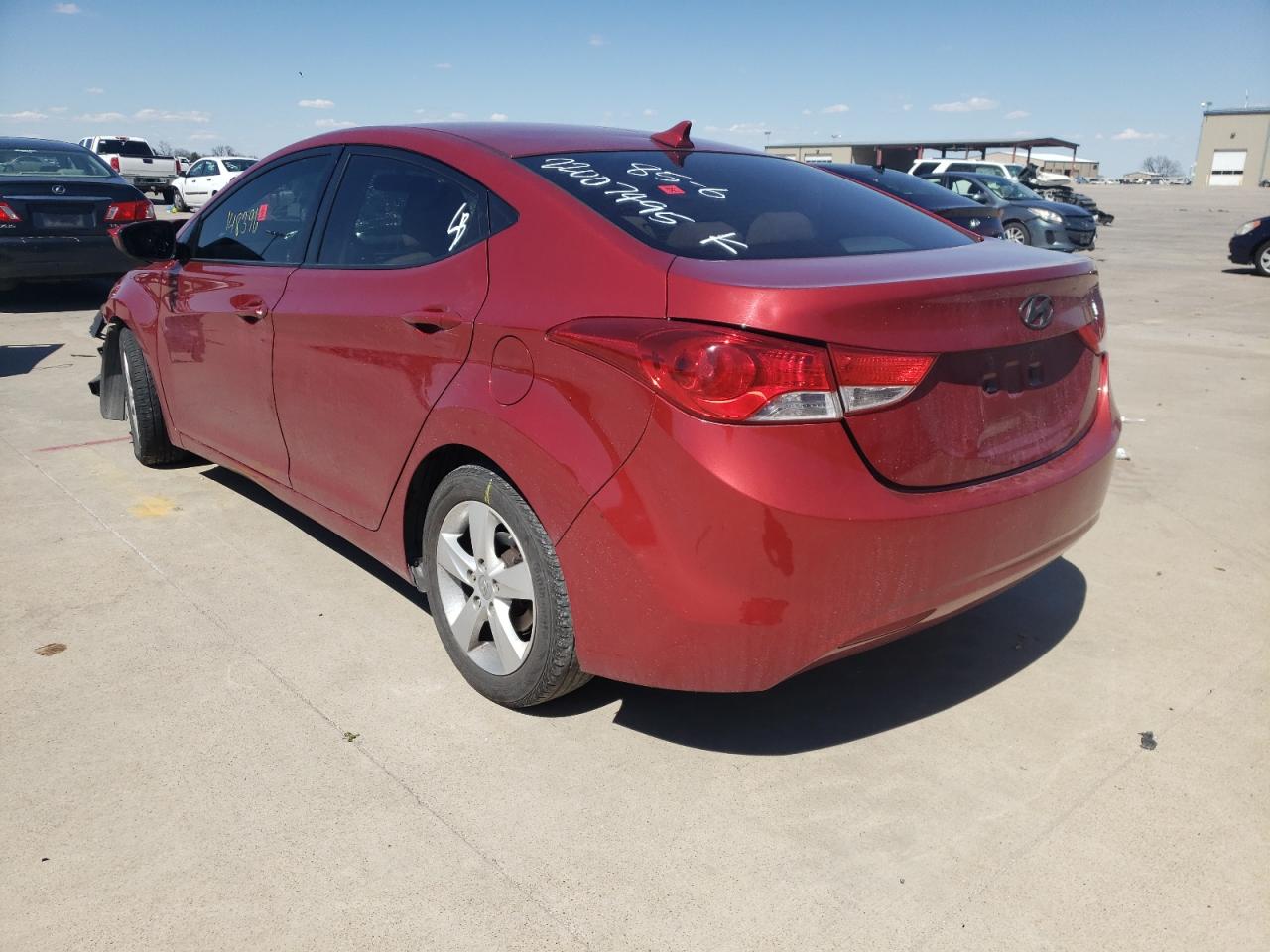 Photo 3 from auction – 2012 HYUNDAI ELANTRA GL with VIN KMHDH4AE3CU445398