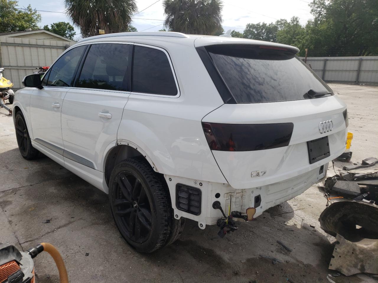Photo 3 from auction – 2018 AUDI Q7 PRESTIG with VIN WA1VAAF71JD024003