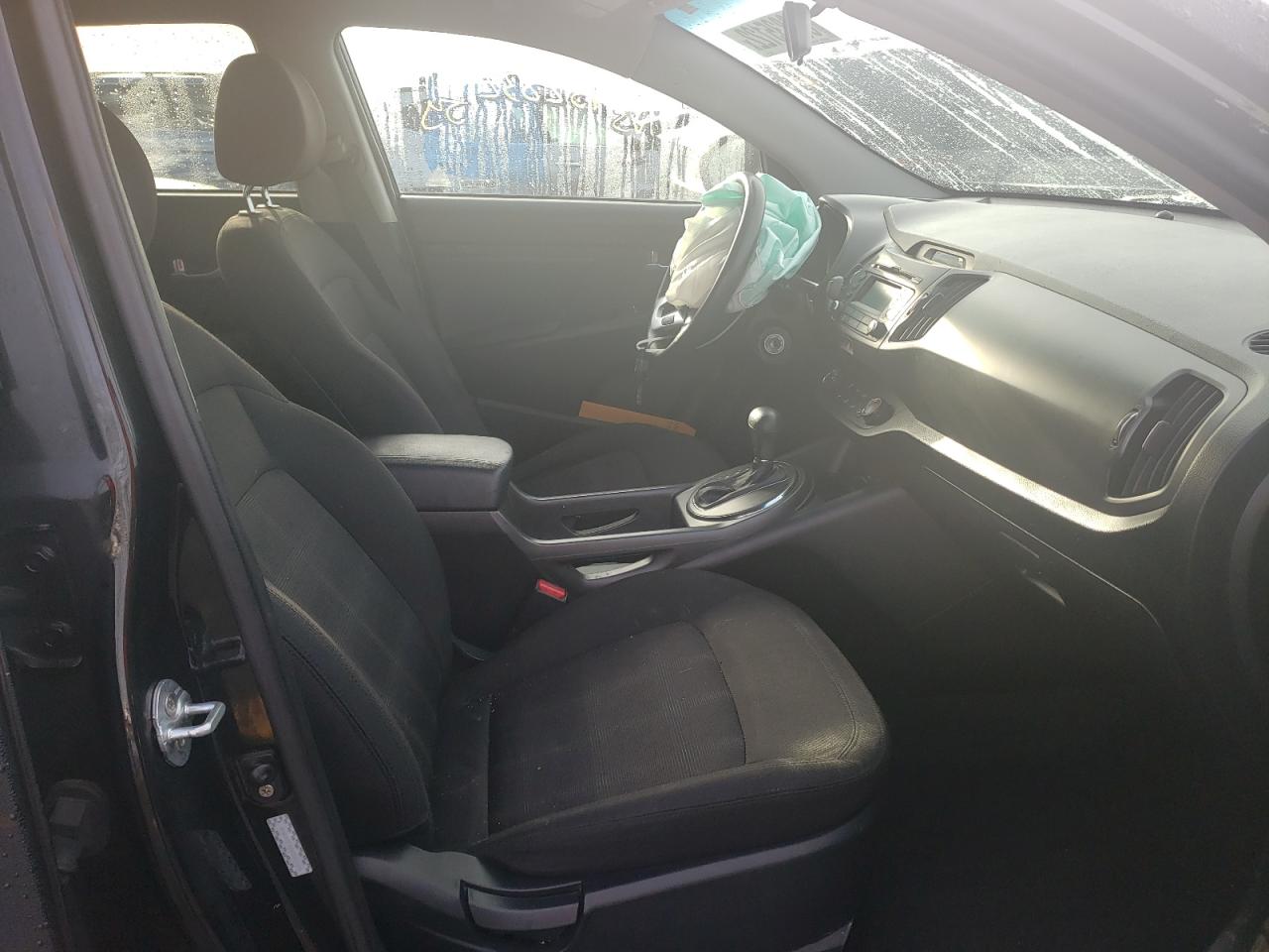 Photo 5 from auction – 2012 KIA SPORTAGE L with VIN KNDPBCA23C7252539