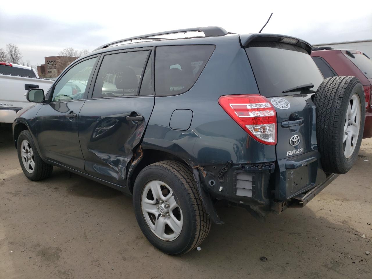Photo 3 from auction – 2011 TOYOTA RAV4 with VIN 2T3BF4DV8BW139652