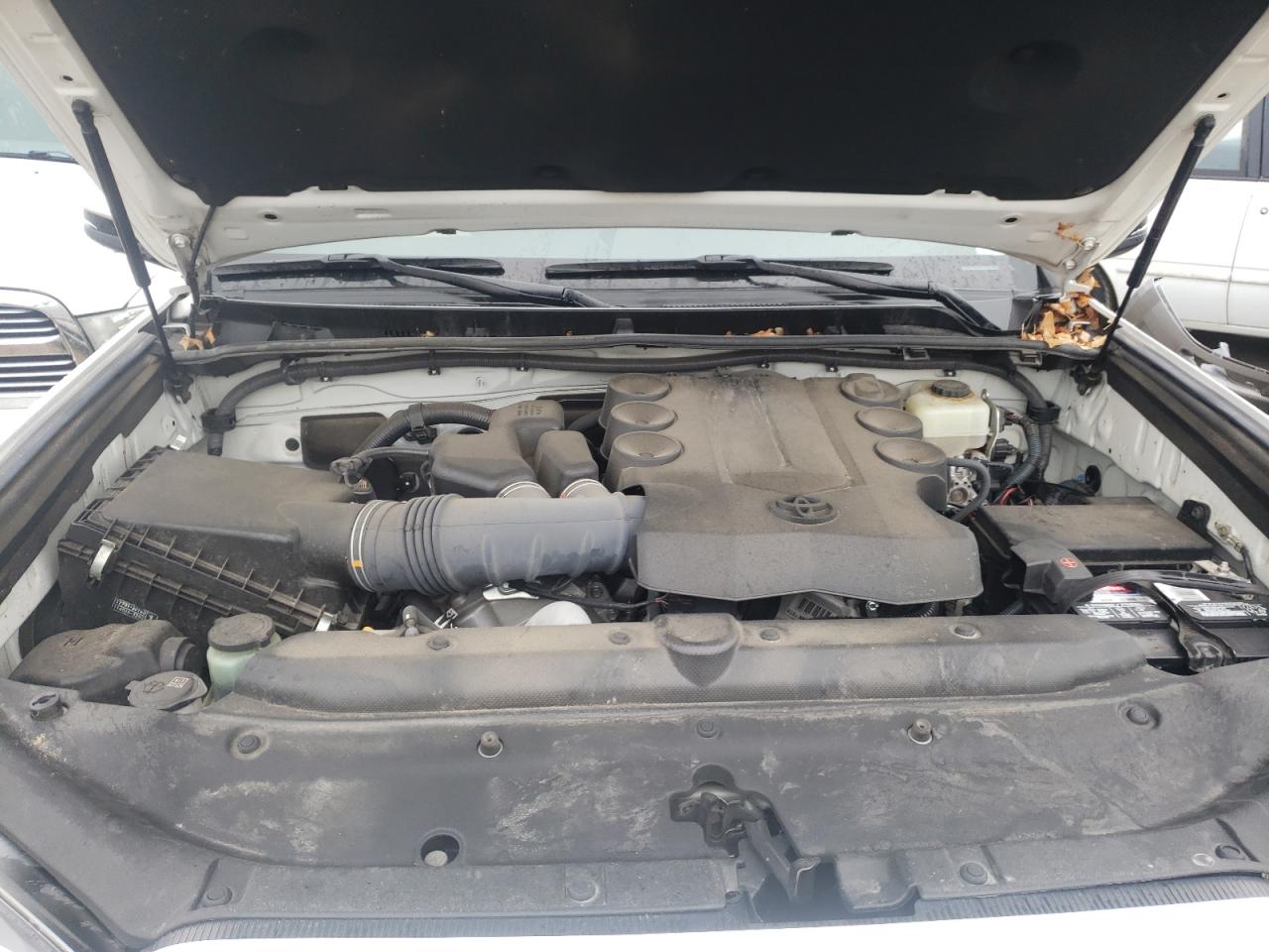 Photo 7 from auction – 2015 TOYOTA 4RUNNER SR with VIN JTEBU5JR4F5264482