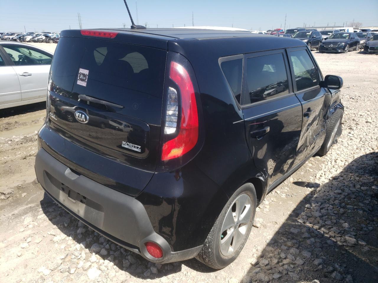 Photo 4 from auction – 2016 KIA SOUL with VIN KNDJN2A25G7284907