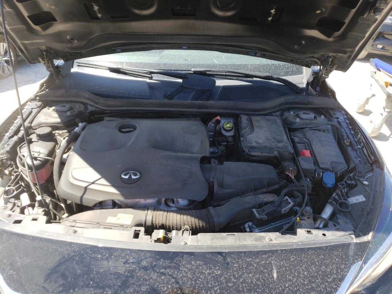 Photo 7 from auction – 2018 INFINITI QX30 BASE with VIN SJKCH5CP4JA052235