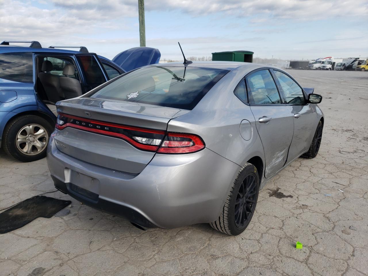 Photo 4 from auction – 2015 DODGE DART SXT with VIN 1C3CDFBB9FD125281