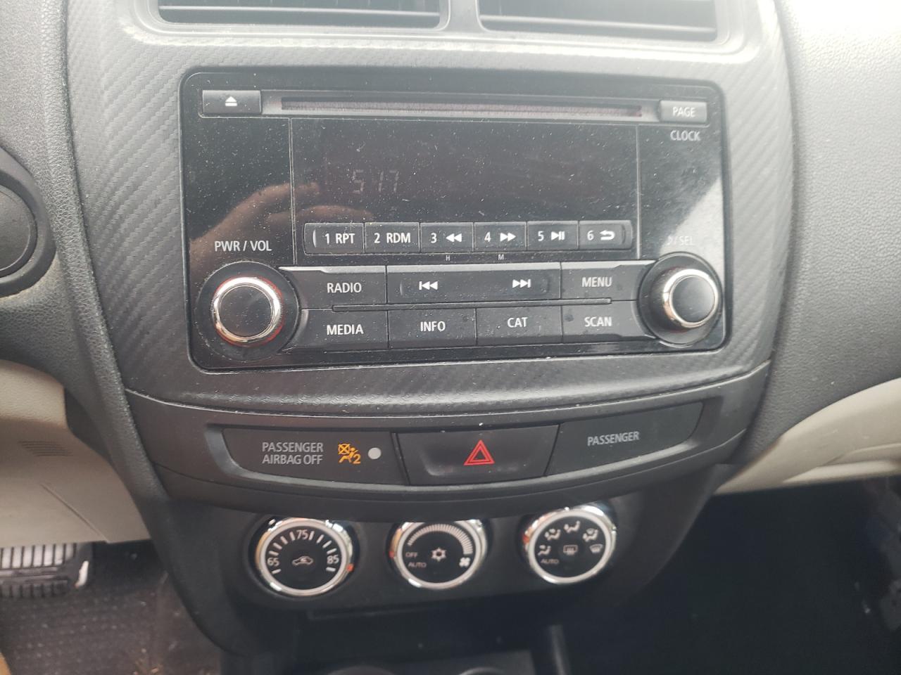 Photo 9 from auction – 2017 MITSUBISHI OUTLANDER with VIN JA4AP3AU6HZ000718