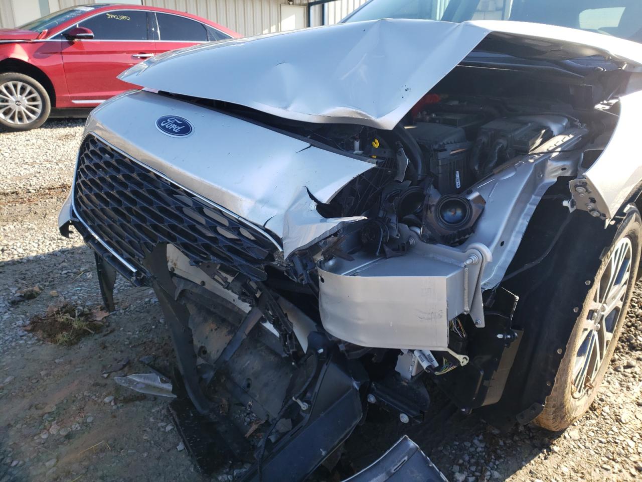 Photo 9 from auction – 2020 FORD ESCAPE SEL with VIN 1FMCU0H65LUB57560