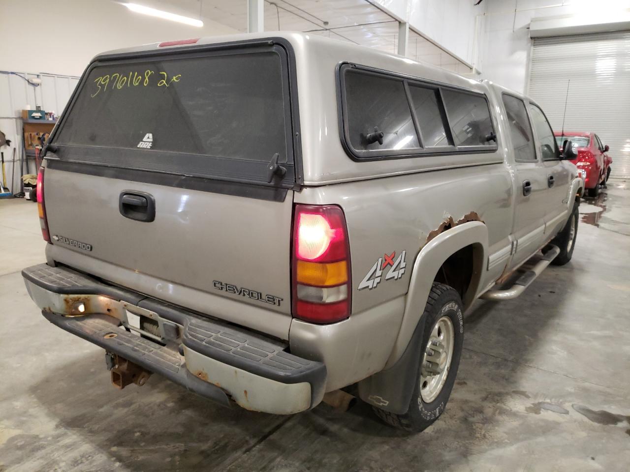 Photo 4 from auction – 2002 CHEVROLET SILVERADO with VIN 1GCGK13U22F214744