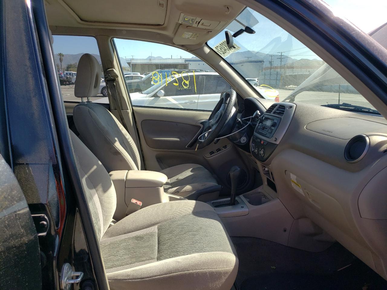 Photo 5 from auction – 2003 TOYOTA RAV4 with VIN JTEGH20V530112842
