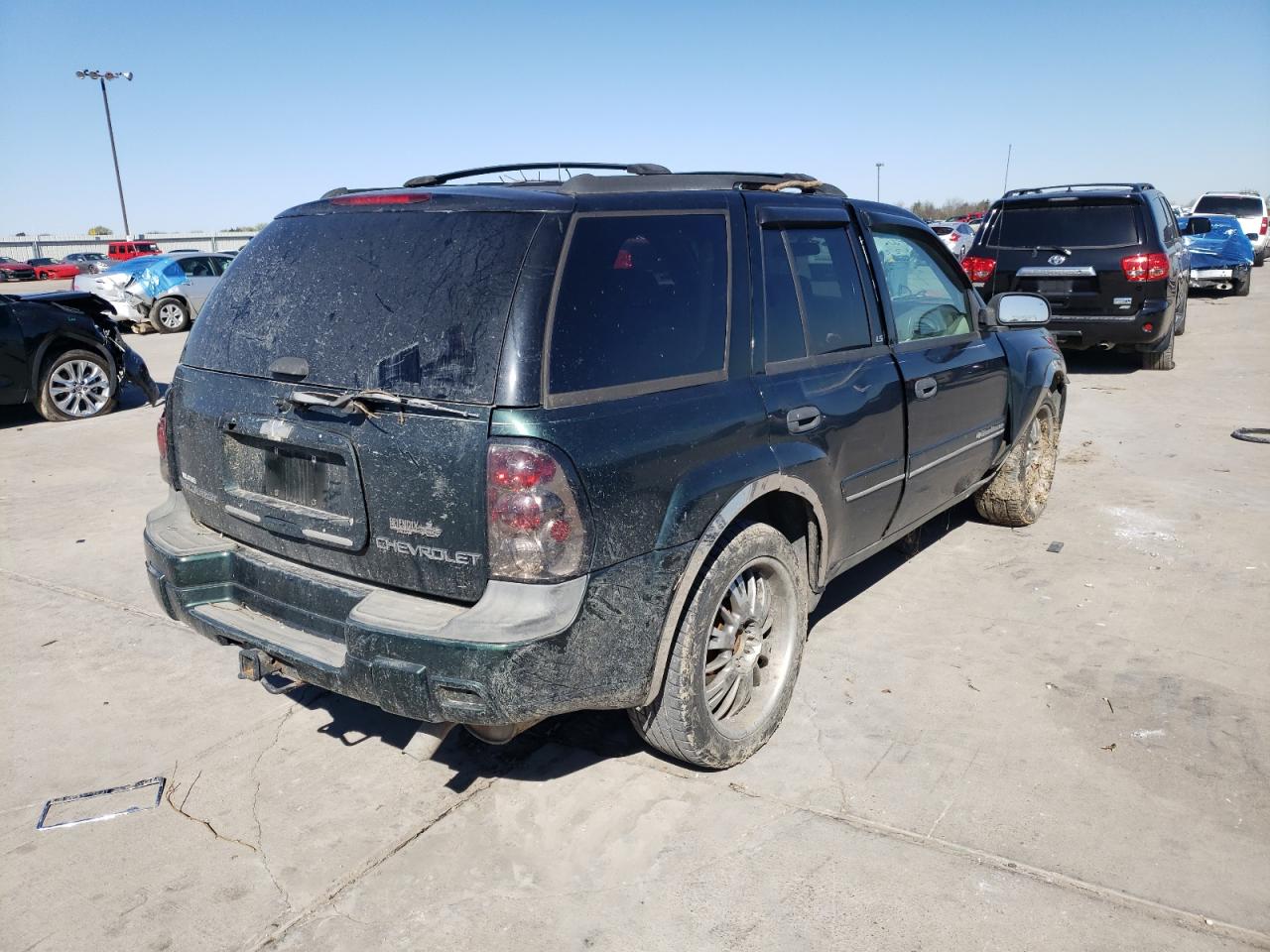 Photo 10 from auction – 2002 CHEVROLET TRAILBLAZE with VIN 1GNDS13S922268347