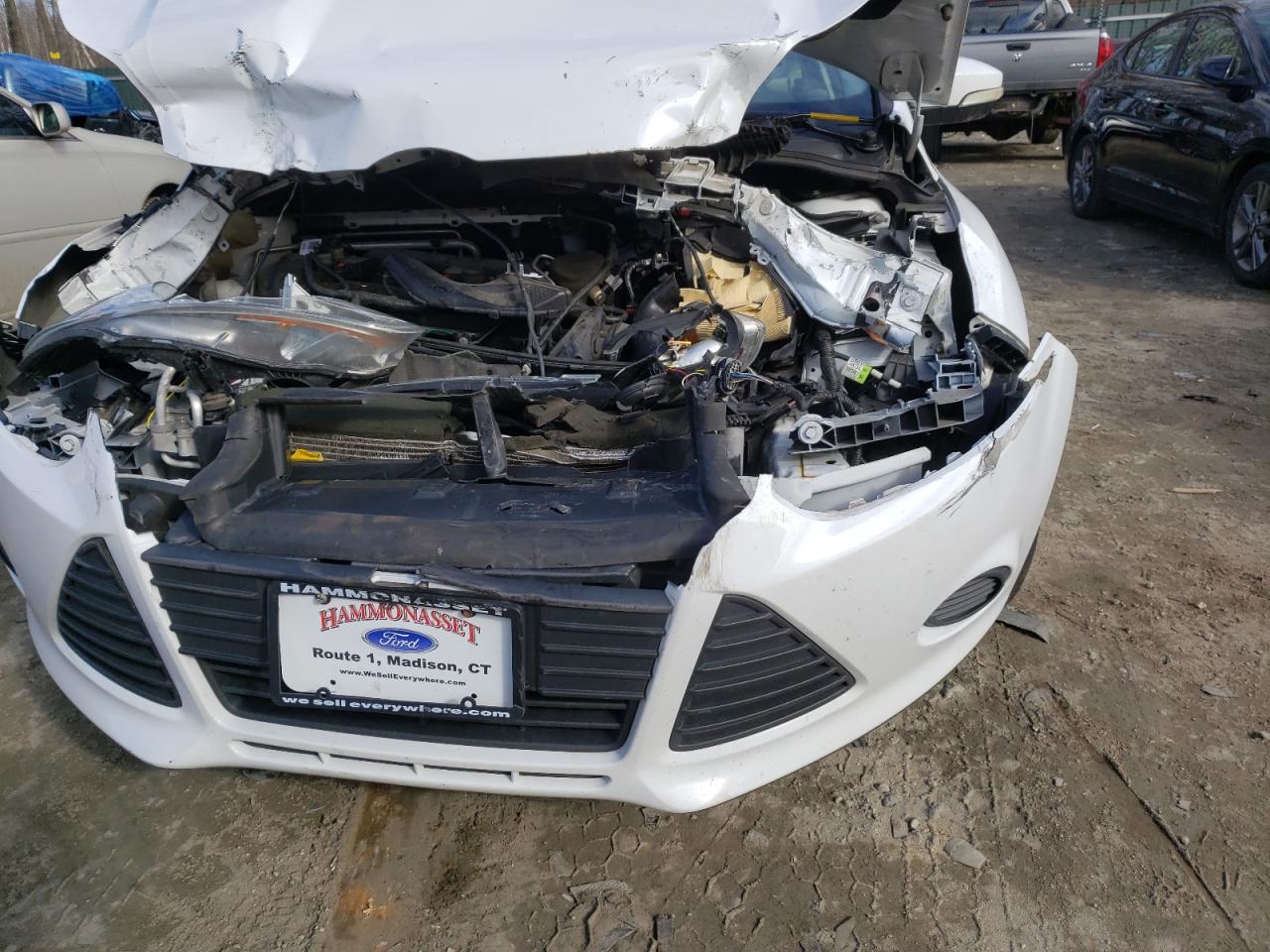 Photo 9 from auction – 2014 FORD FOCUS SE with VIN 1FADP3F20EL434857