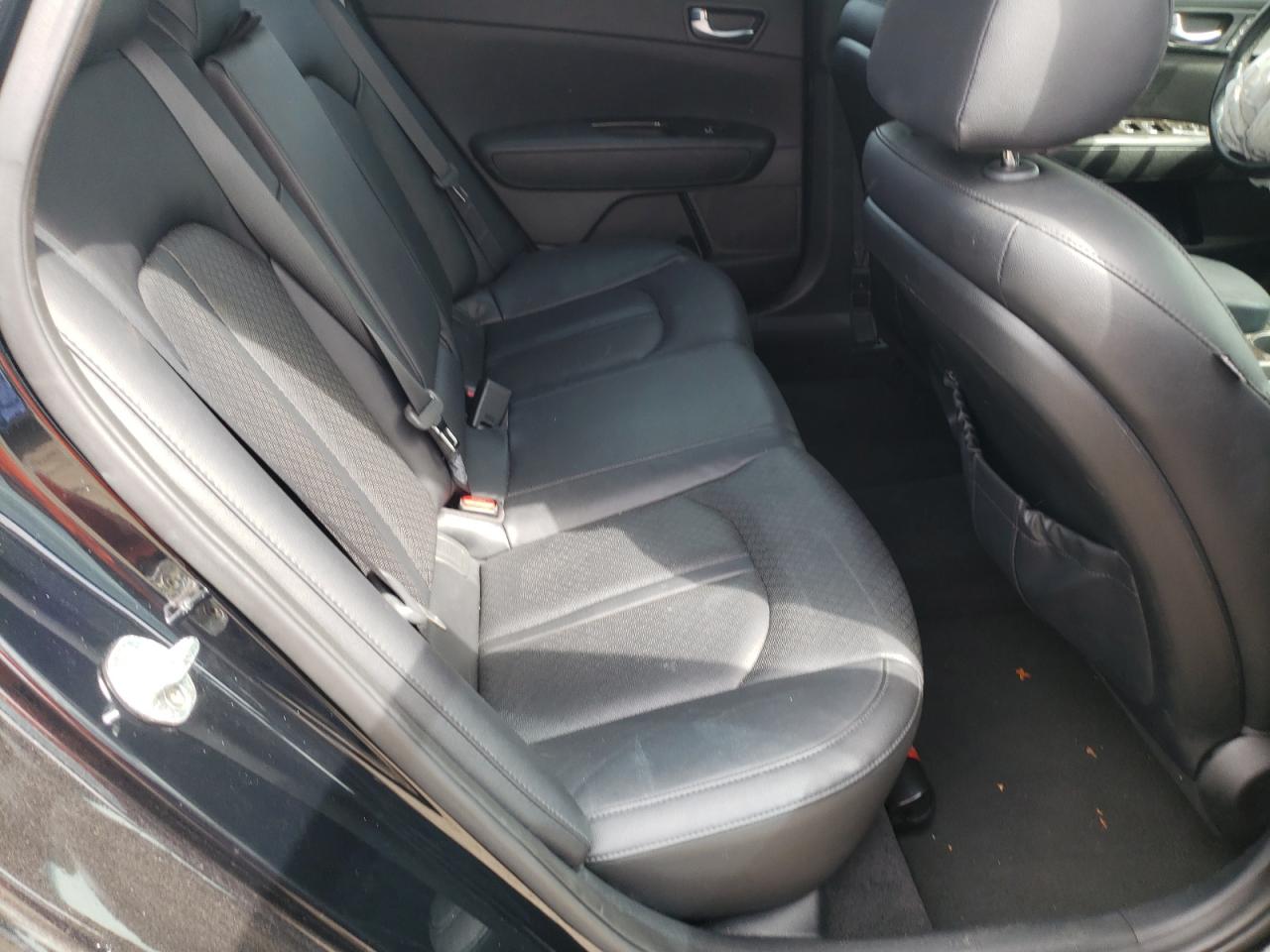 Photo 6 from auction – 2016 KIA OPTIMA EX with VIN 5XXGU4L39GG102230