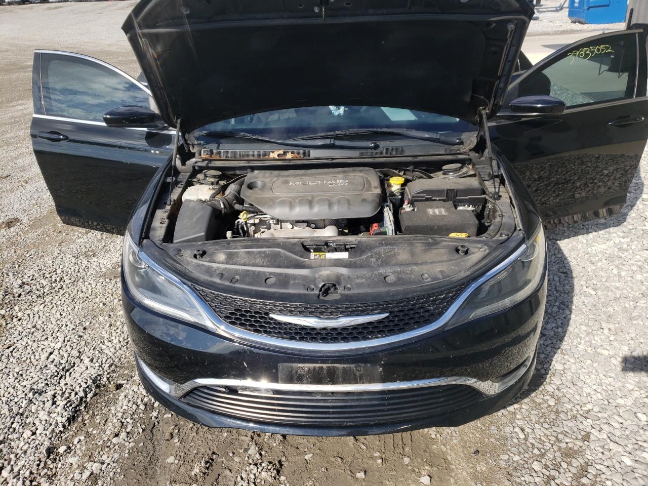 Photo 7 from auction – 2015 CHRYSLER 200 LIMITE with VIN 1C3CCCAB9FN698484