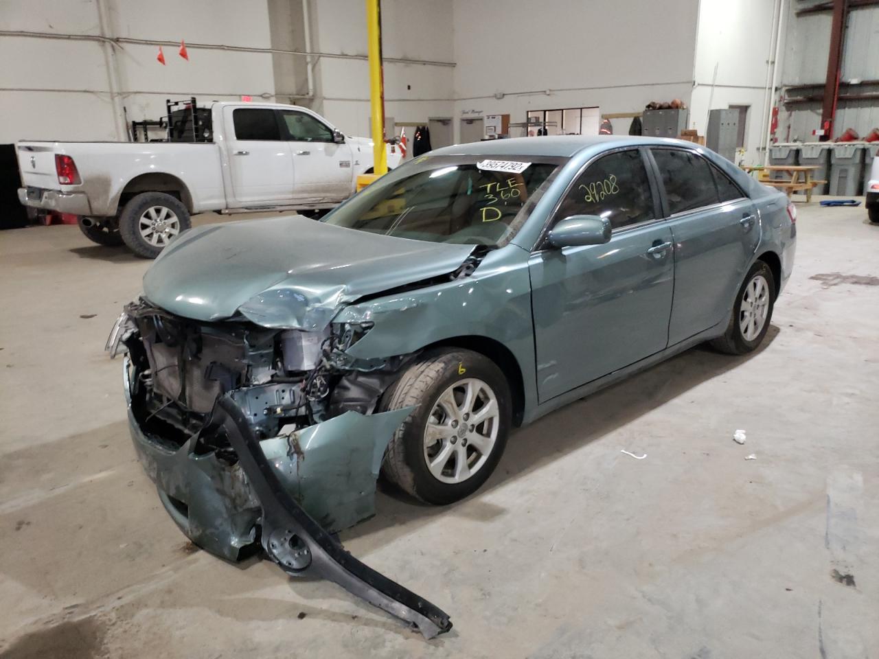 Photo 2 from auction – 2011 TOYOTA CAMRY BASE with VIN 4T1BF3EK0BU595345