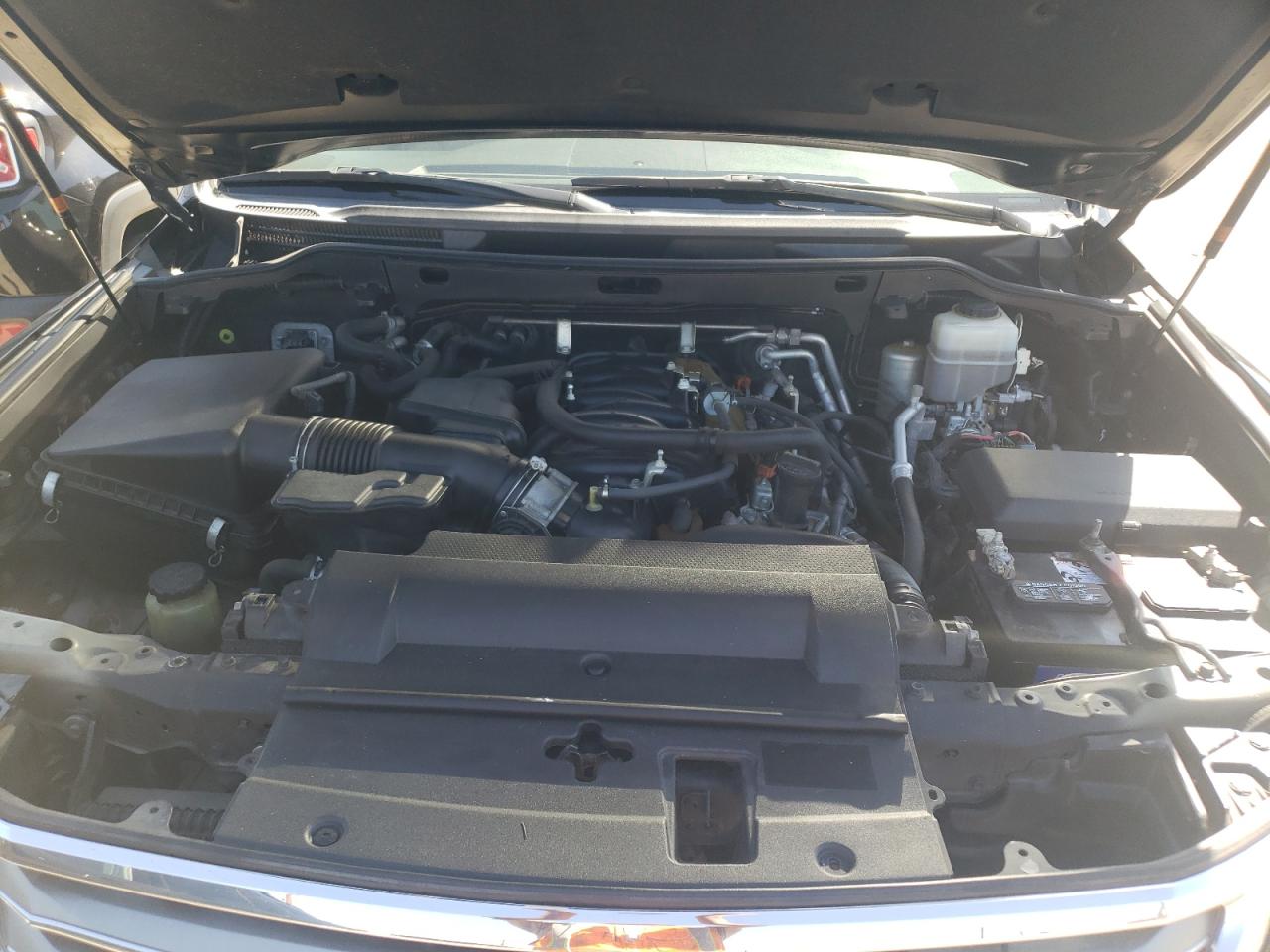 Photo 7 from auction – 2011 LEXUS LX 570 with VIN JTJHY7AX8B4076428