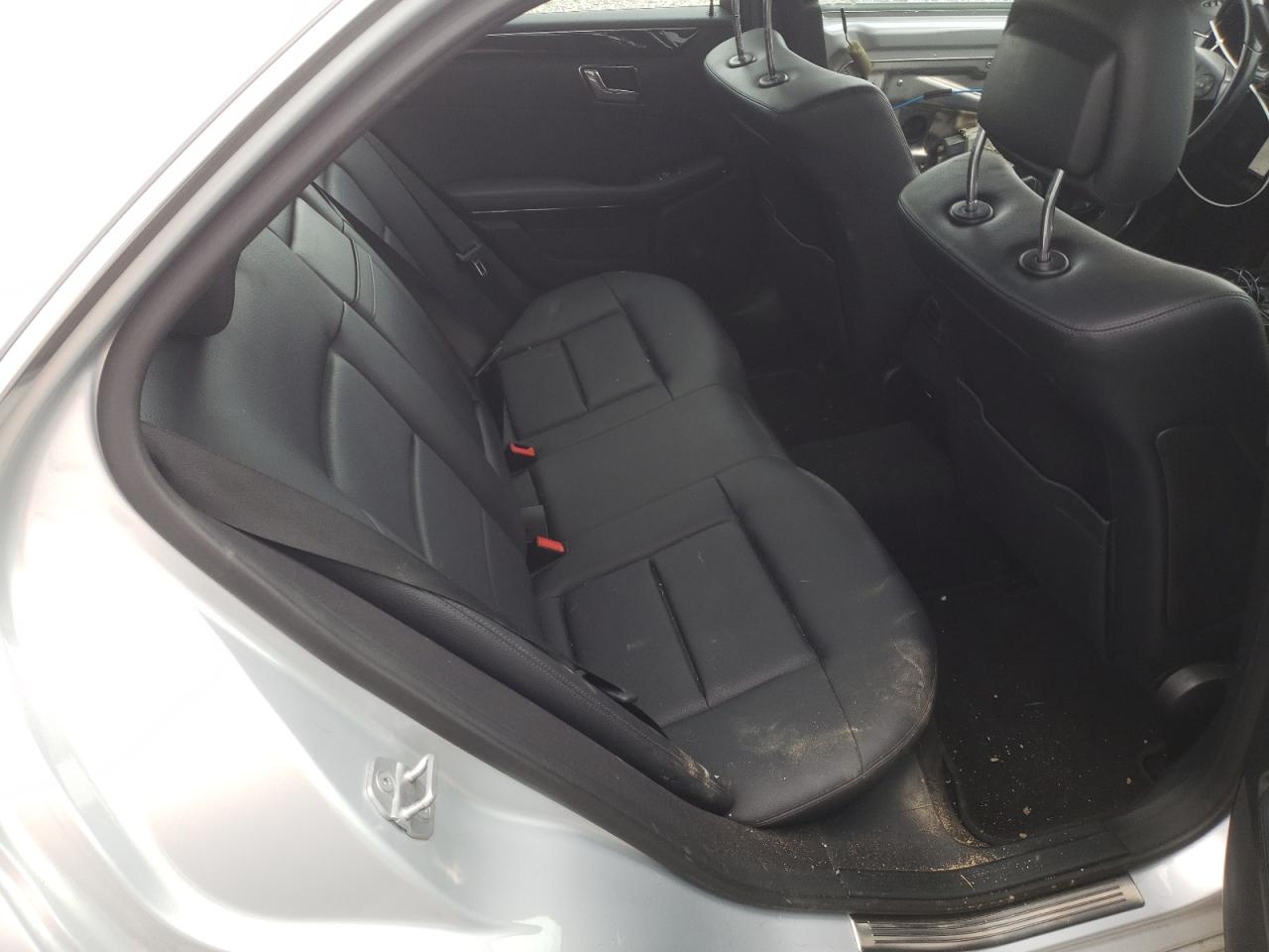 Photo 6 from auction – 2011 MERCEDES-BENZ E 350 with VIN WDDHF5GB9BA393344