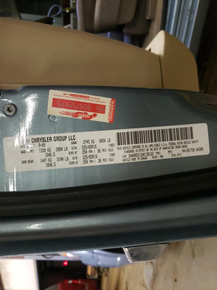 Photo 10 from auction – 2010 CHRYSLER TOWN & COU with VIN 2A4RR5D15AR138163
