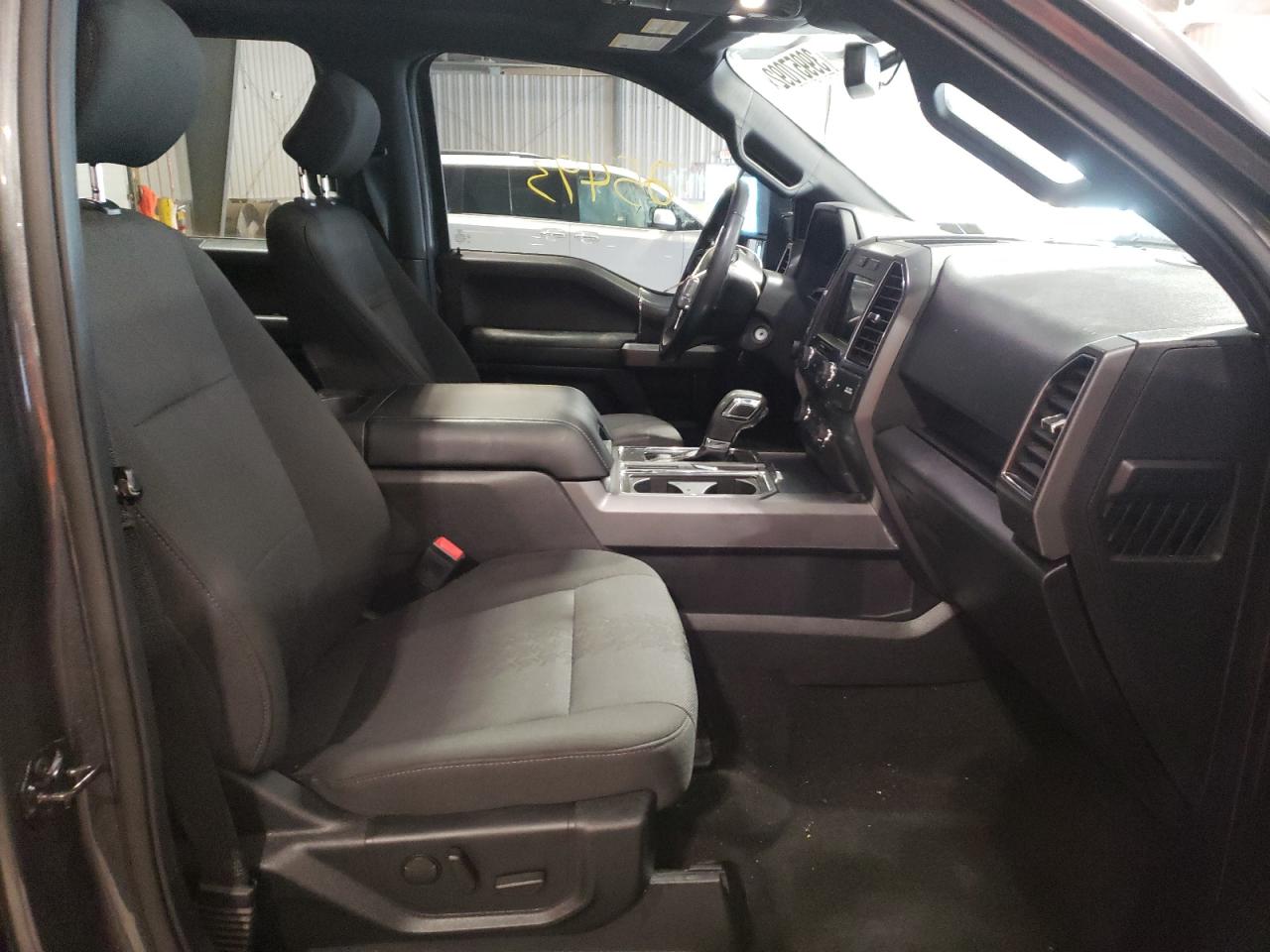 Photo 5 from auction – 2019 FORD F150 SUPER with VIN 1FTEW1EP4KFA32563