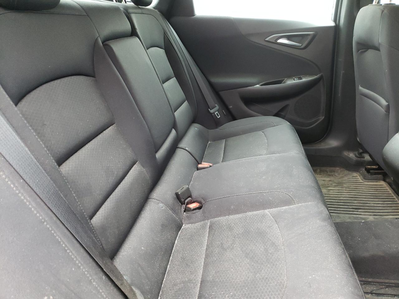 Photo 6 from auction – 2016 CHEVROLET MALIBU LS with VIN 1G1ZB5ST9GF335585