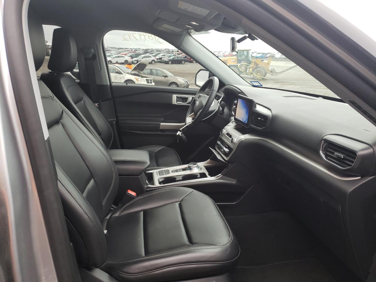 Photo 5 from auction – 2021 FORD EXPLORER X with VIN 1FMSK7DH3MGA60911