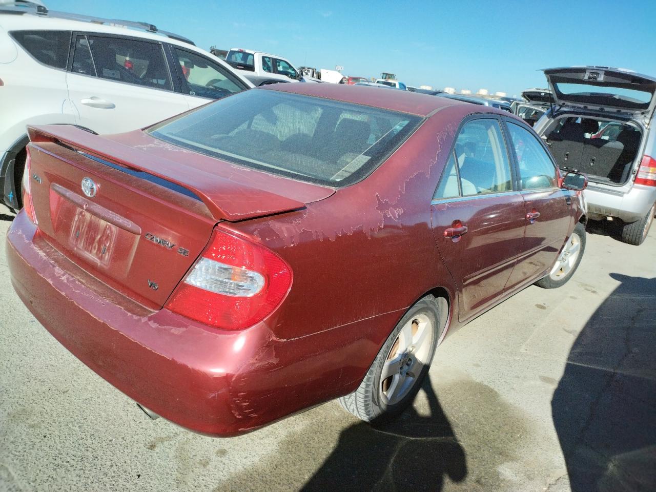 Photo 4 from auction – 2002 TOYOTA CAMRY with VIN JTDBF32K420071342