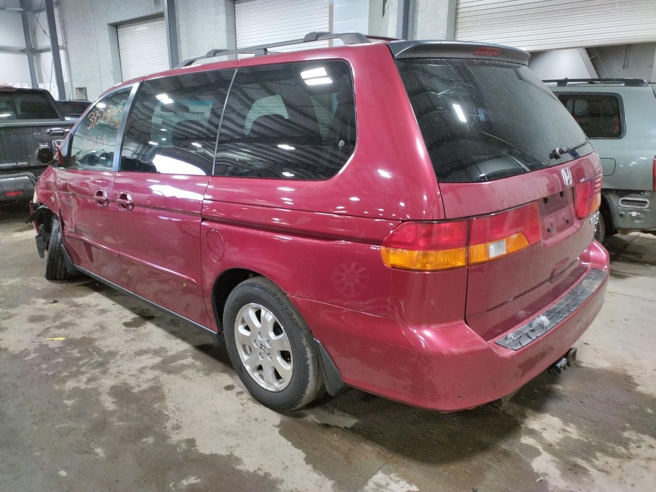 Photo 3 from auction – 2002 HONDA ODYSSEY EX with VIN 2HKRL18922H569901
