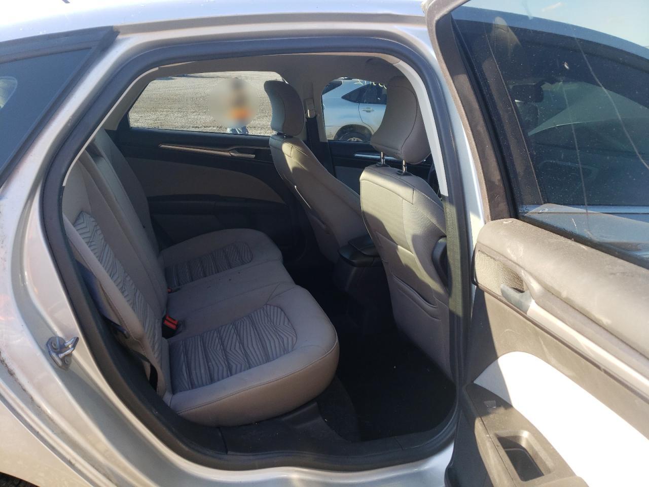 Photo 6 from auction – 2016 FORD FUSION S with VIN 3FA6P0G79GR323889