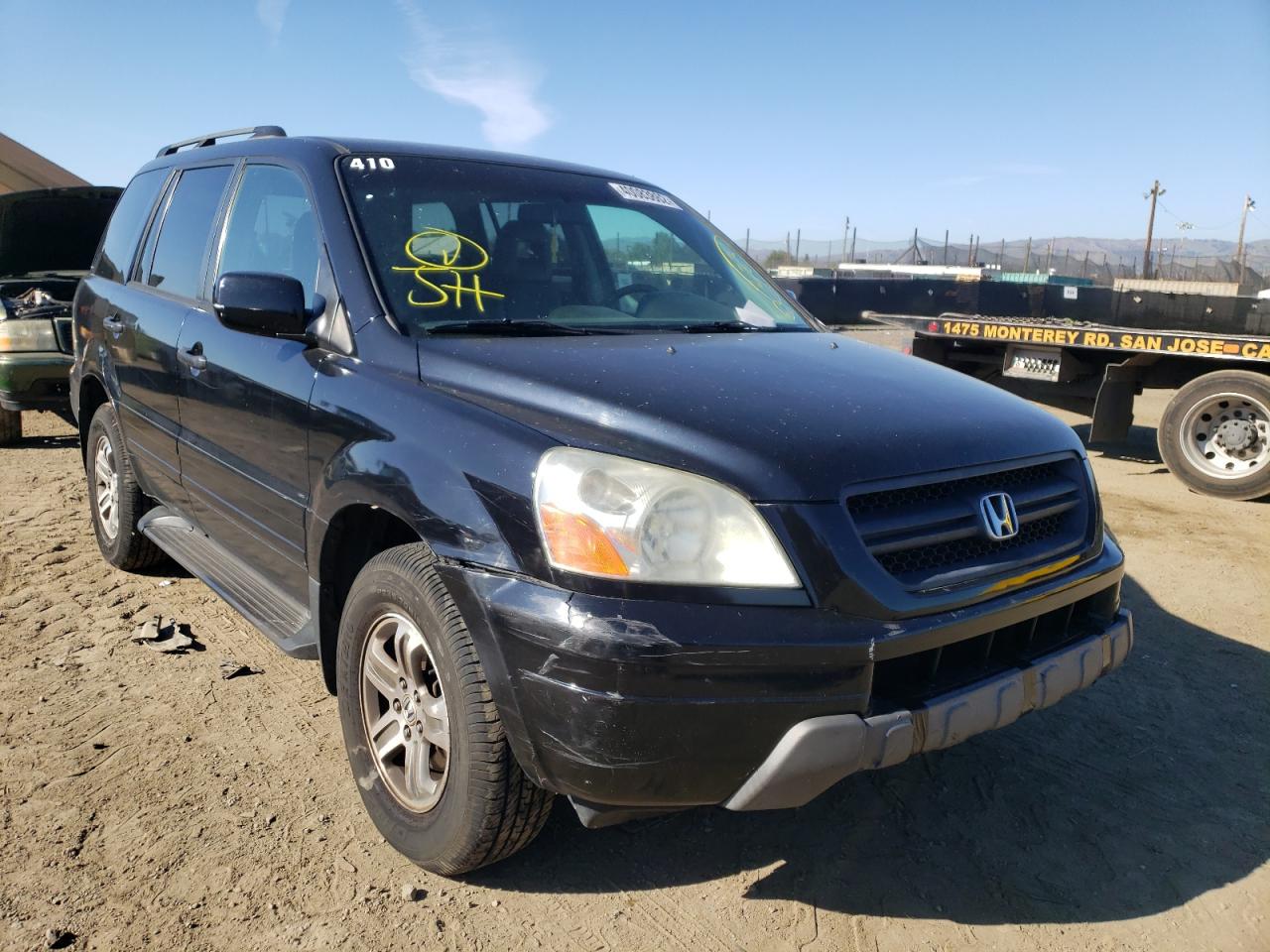 HONDA PILOT EXL 2003 with VIN 2HKYF18683H605987 - Photo from auction