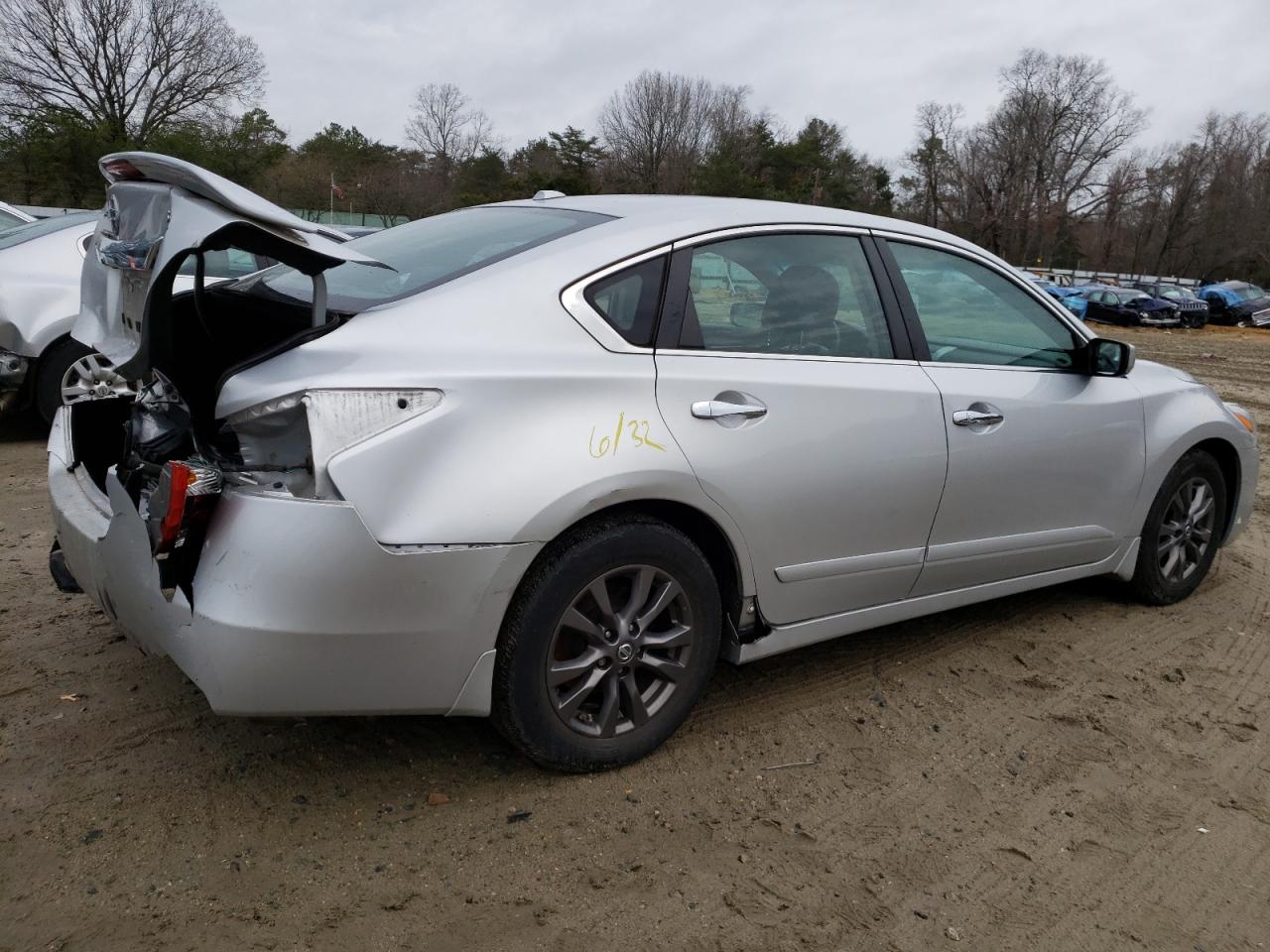 Photo 4 from auction – 2015 NISSAN ALTIMA 2.5 with VIN 1N4AL3AP5FC475200