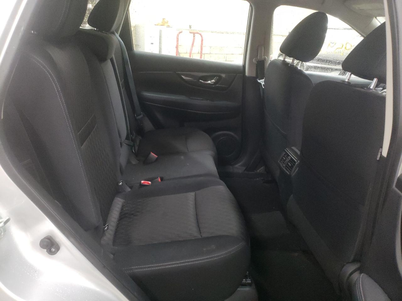 Photo 6 from auction – 2018 NISSAN ROGUE S with VIN KNMAT2MT7JP546363