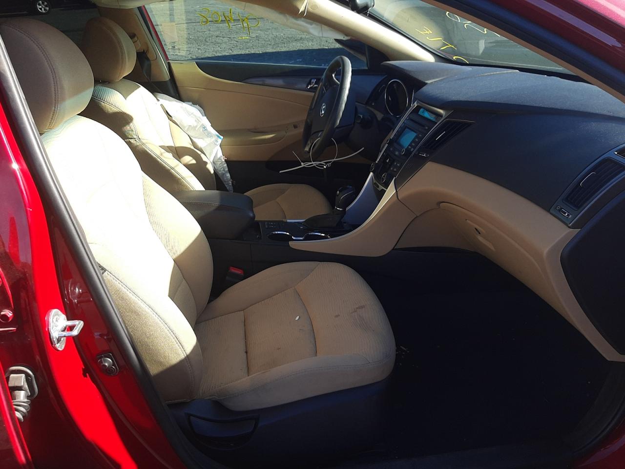 Photo 5 from auction – 2014 HYUNDAI SONATA HYB with VIN KMHEC4A40EA108475