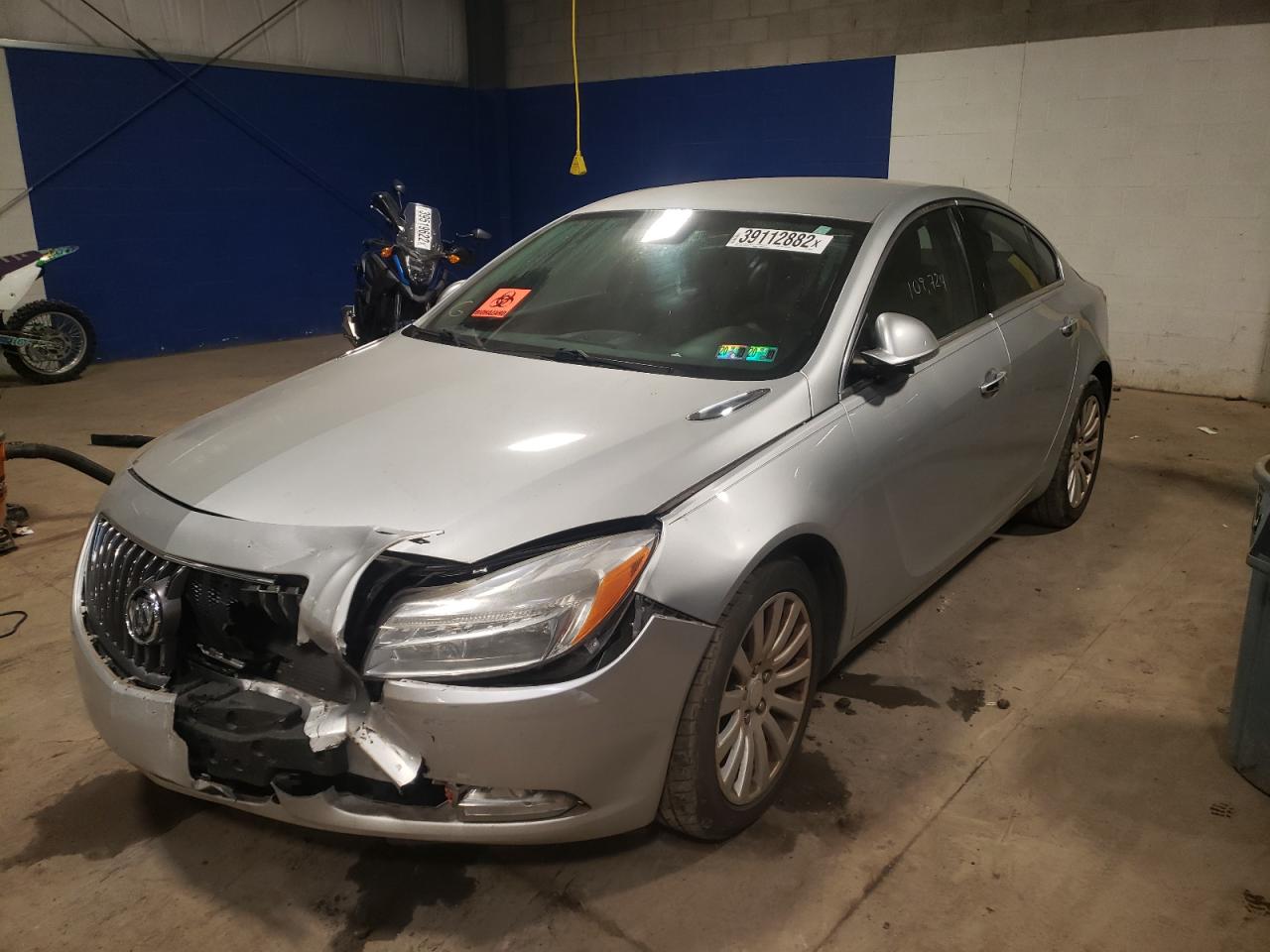 Photo 2 from auction – 2012 BUICK REGAL PREM with VIN 2G4GS5EKXC9166175