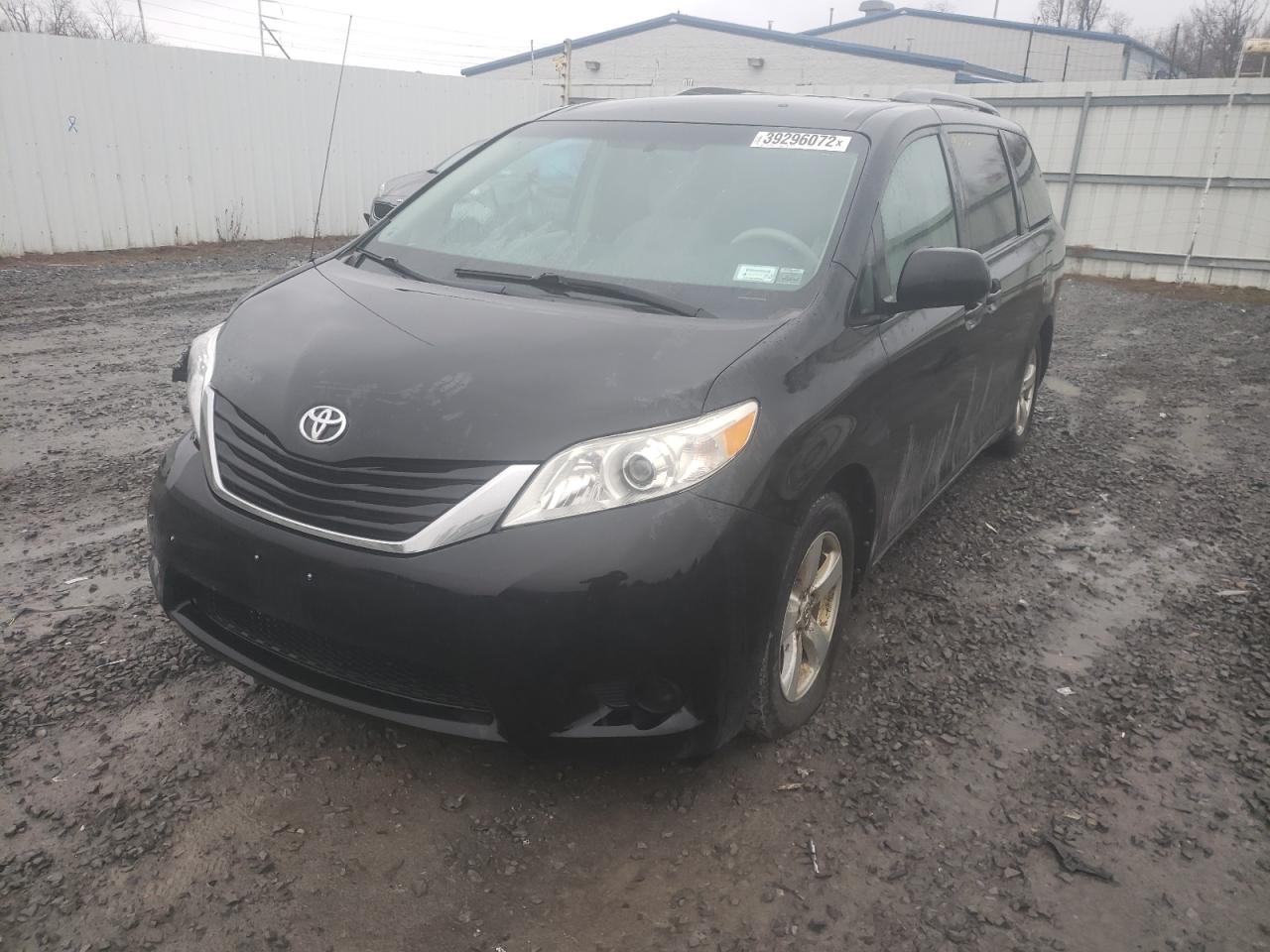 Photo 2 from auction – 2011 TOYOTA SIENNA LE with VIN 5TDKK3DC1BS002705