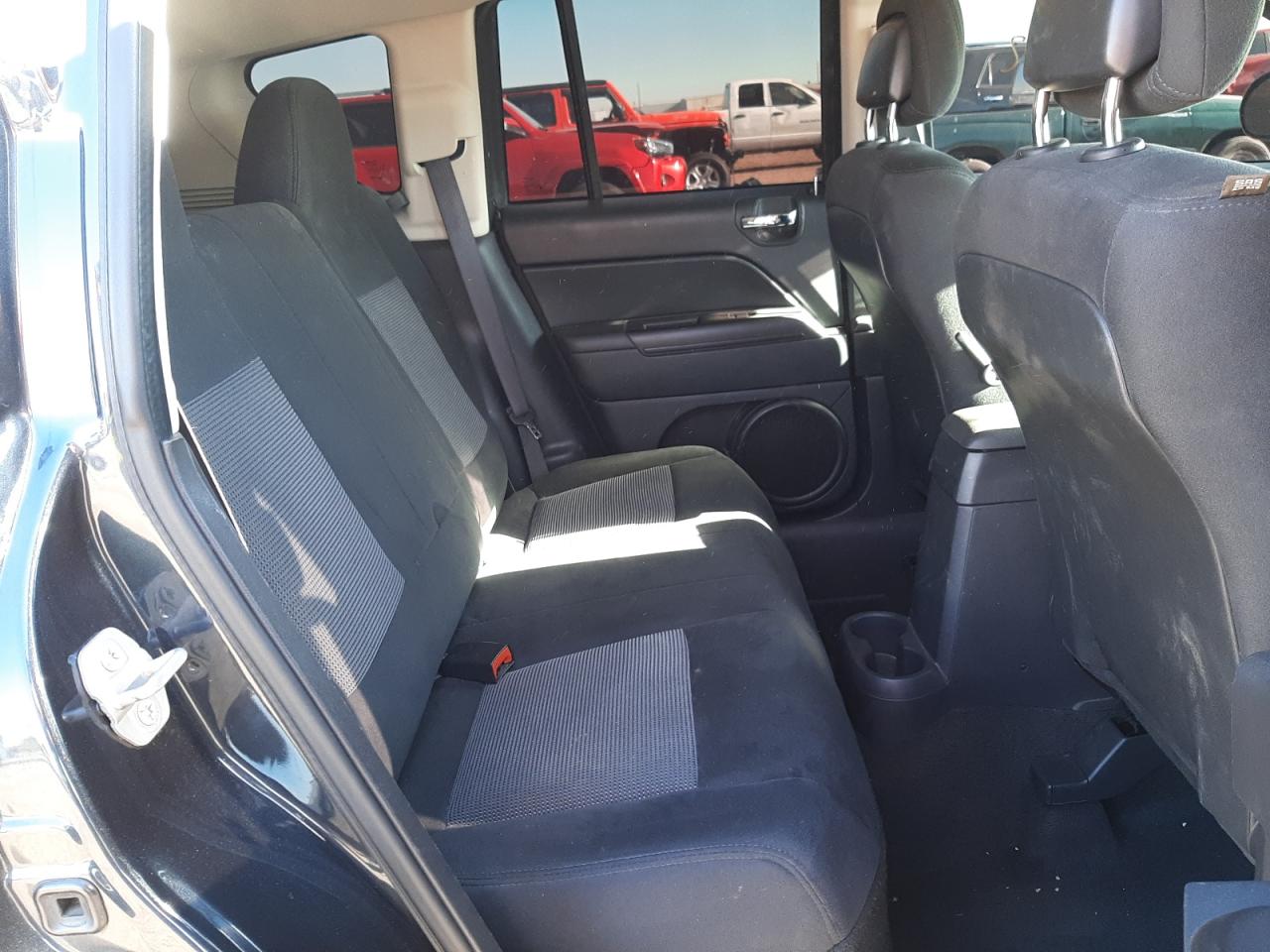 Photo 6 from auction – 2015 JEEP COMPASS SP with VIN 1C4NJCBA5FD129704