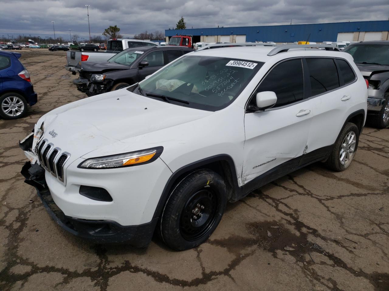 Photo 2 from auction – 2018 JEEP CHEROKEE L with VIN 1C4PJLCB1JD587264