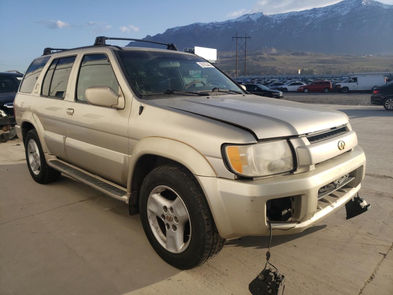 INFINITI QX4 2001 with VIN JNRDR07X81W100341 - Photo from auction